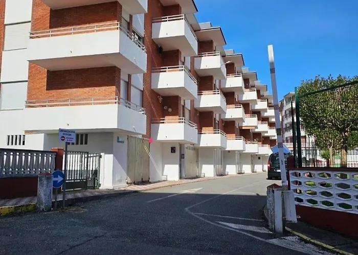 Playa De Ber Пуэнтедеуме